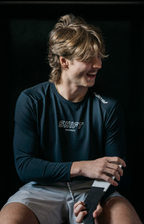 Women's Performance Long-Sleeve Shirt